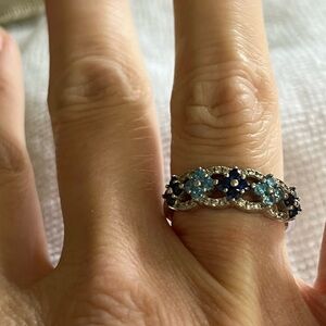 Elegant Blue Floral Silver Ring